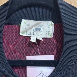 Nicole Miller Black and Red Crewneck Sweater